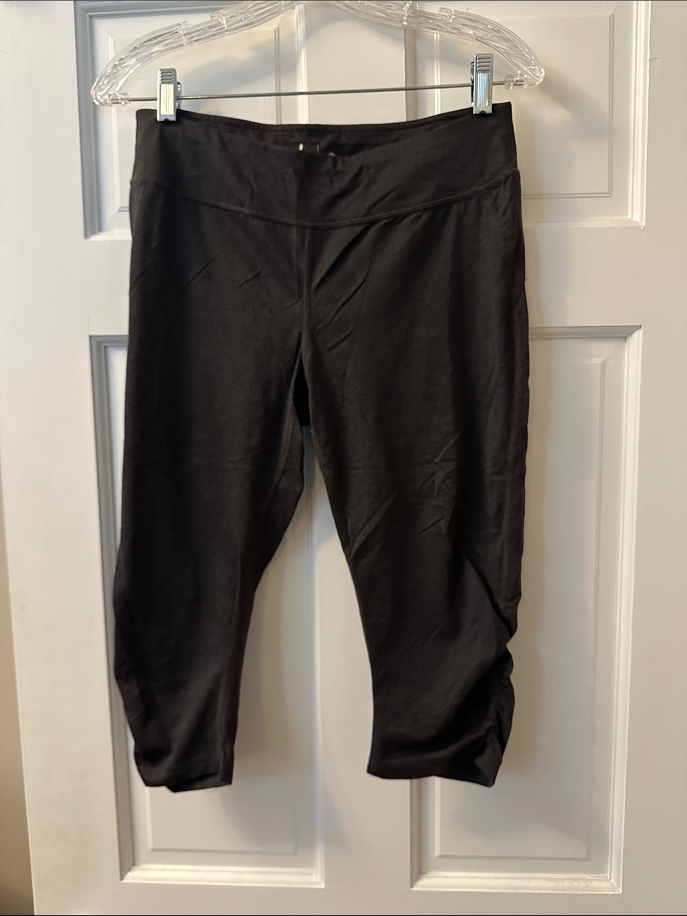 Aspire Black Capri Leggings